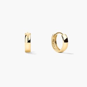 Mejuri Bold Huggie Hoops in 14k solid gold